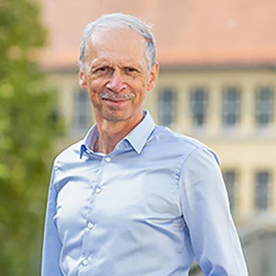 ETFs und Vermögensaufbau in unsicheren Zeiten - Die 10 Regeln erfolgreicher Geldanlage
		© Franz-Josef Eichhorn
